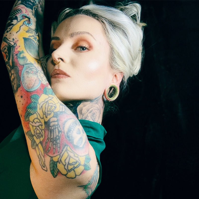 Green Zircon 14K Gold Stars Shining Tunnel(2Pcs) - AKAK BODYJEWELRY - ear - tunnel