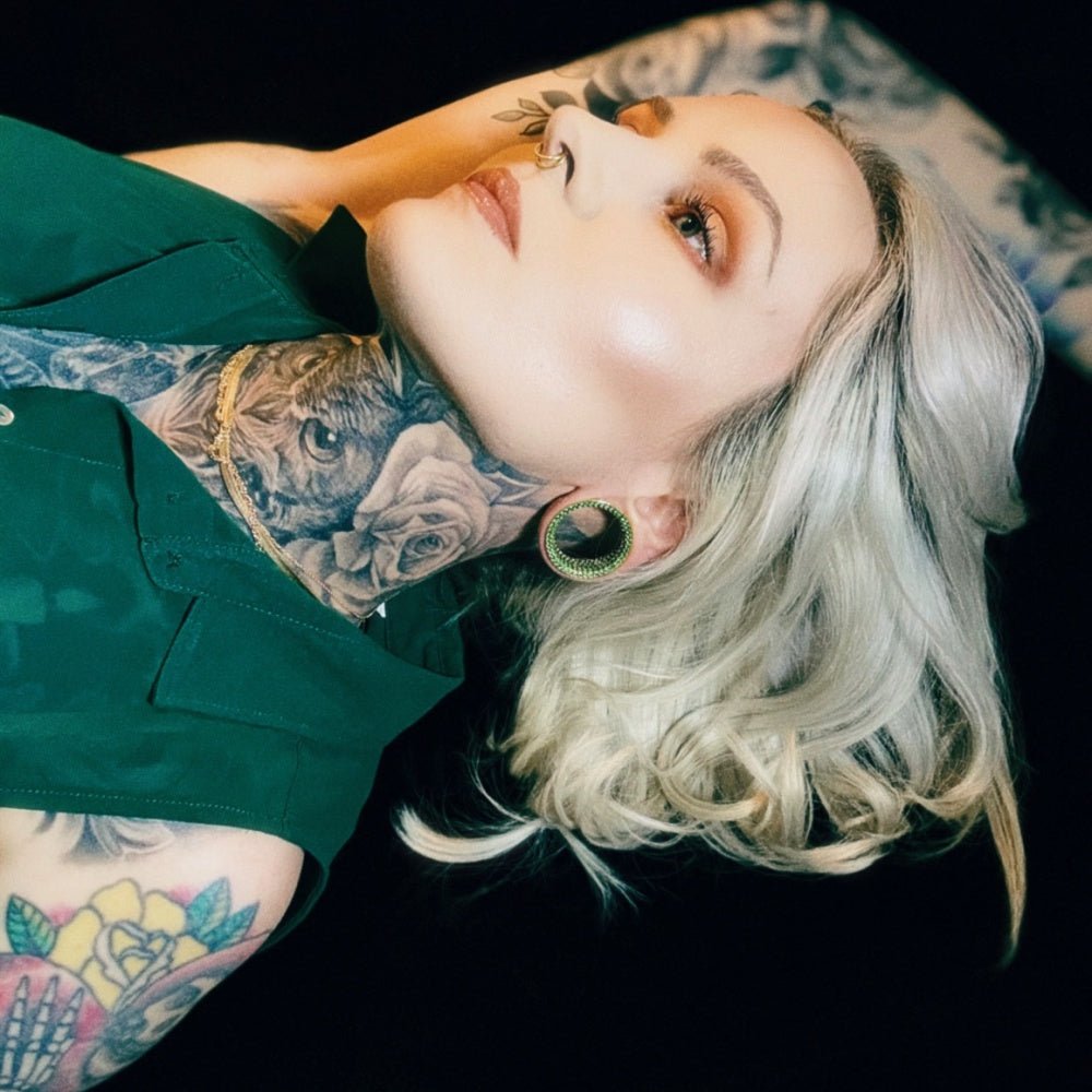 Green Zircon 14K White Gold Stars Shining Tunnel(2Pcs) - AKAK BODYJEWELRY - ear - tunnel