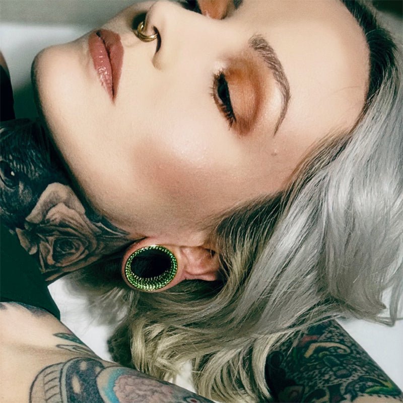 Green Zircon 8K Stars Shining Tunnel(2Pcs) - AKAK BODYJEWELRY - ear - tunnel