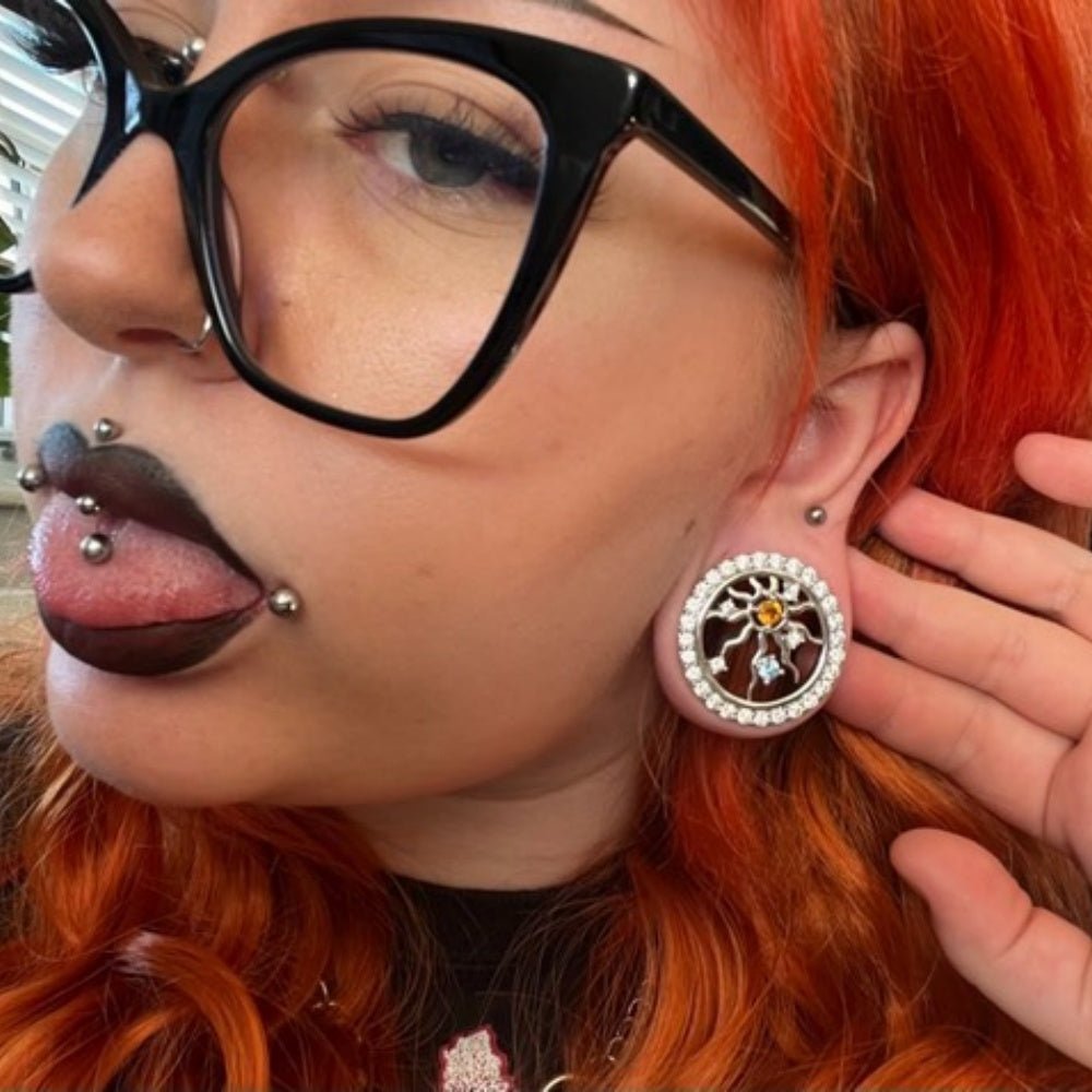 Radiance of Life Zircon 14K Ear Gauge Tunnel (2Pcs) - AKAK BODYJEWELRY - ear - tunnel