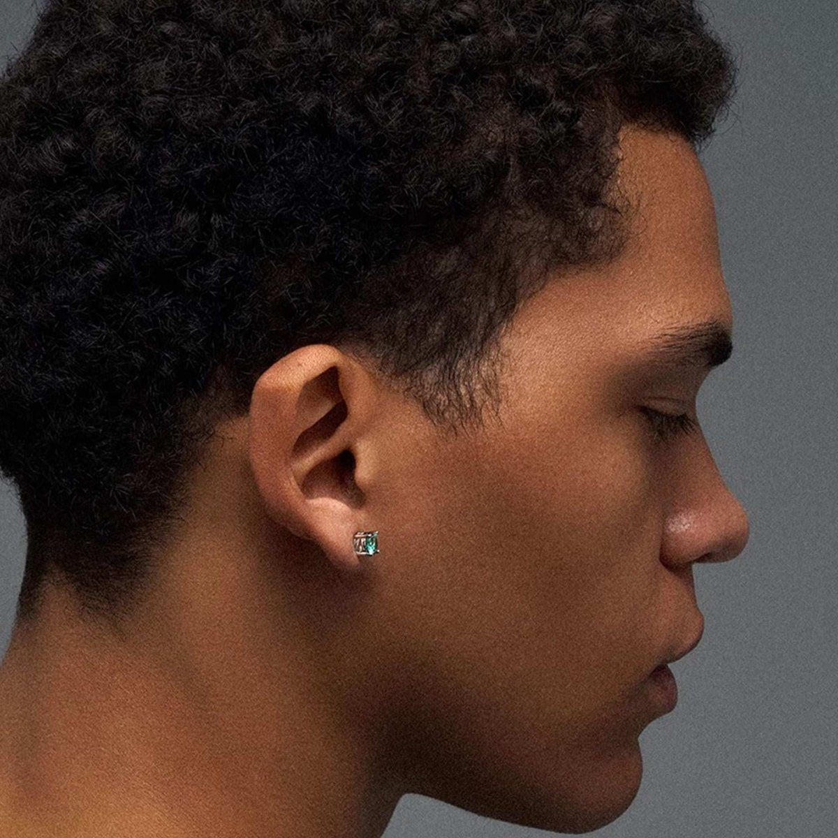 S925 Silver Green Moissanite Stud Earrings Jewelry for Women Men - AKAK BODYJEWELRY - ear - tunnel