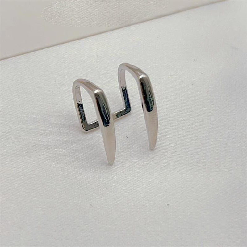 Serpent Fang Lip Cuff - AKAK BODYJEWELRY - ear - tunnel