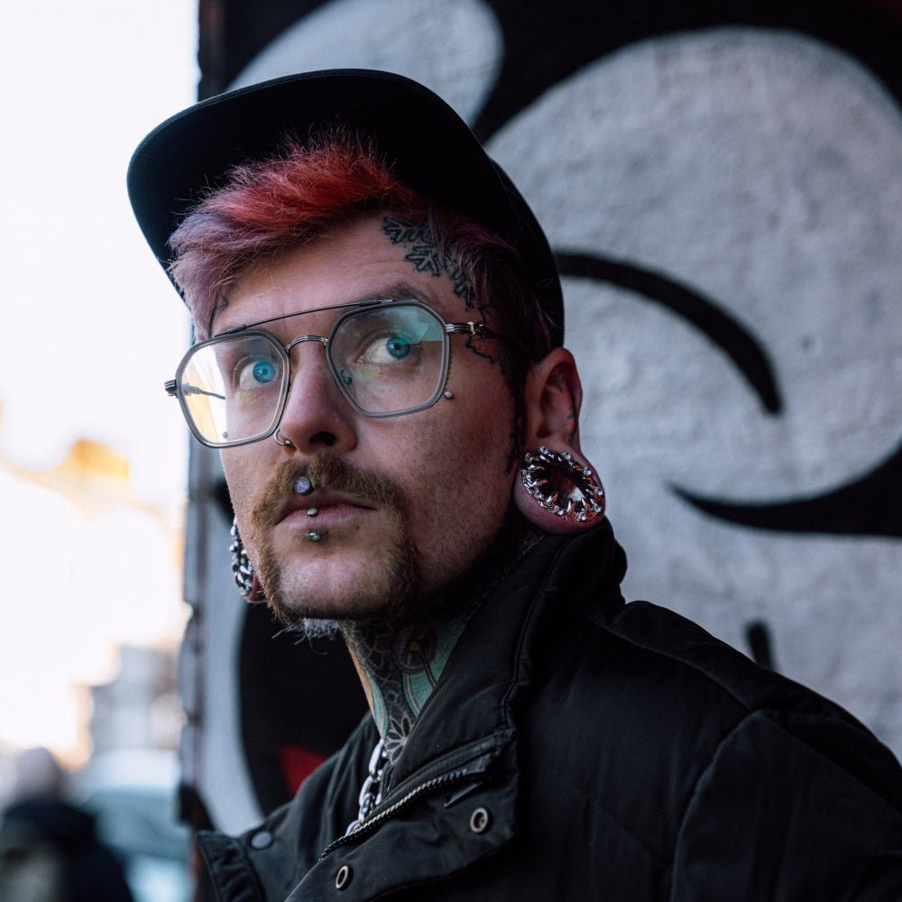 Strange Flower Zircon 14K Ear Gauge Tunnel (2Pcs) - AKAK BODYJEWELRY - ear - tunnel