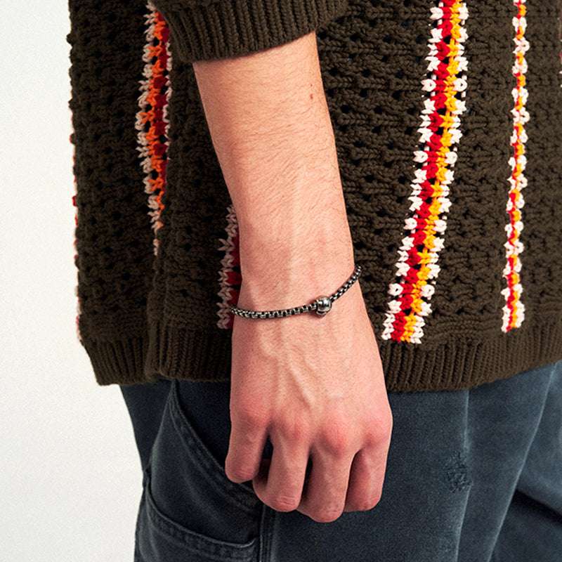 Magnetic Skull Stainless Steel Bracelet – Vintage Style for Men
