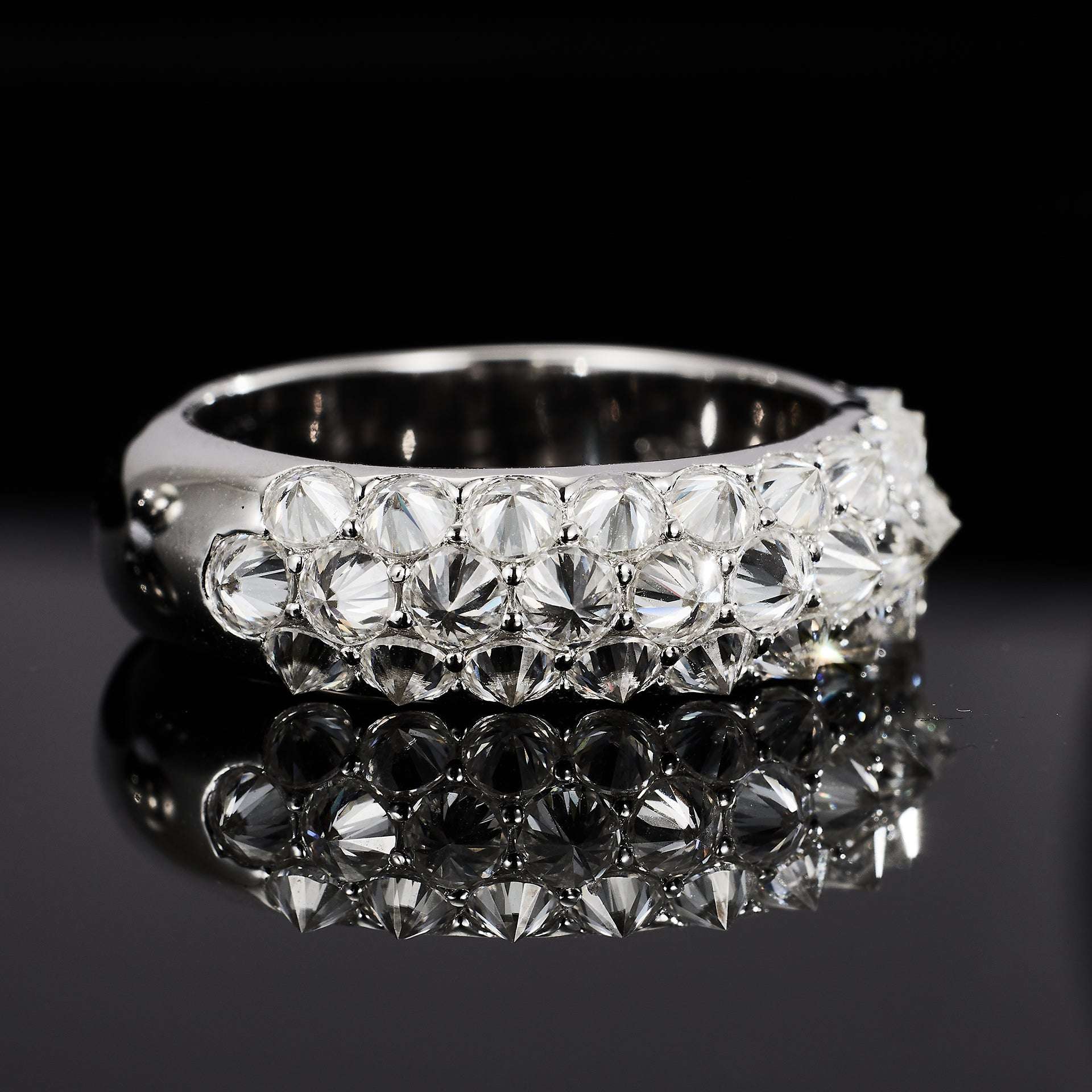 Reverse-Set D Color Moissanite(2.6ct) Ring