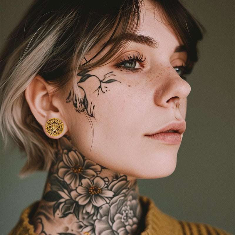 Stainless Steel Golden Filigree Blossoms Ear Gauge Tunnels 2Pcs