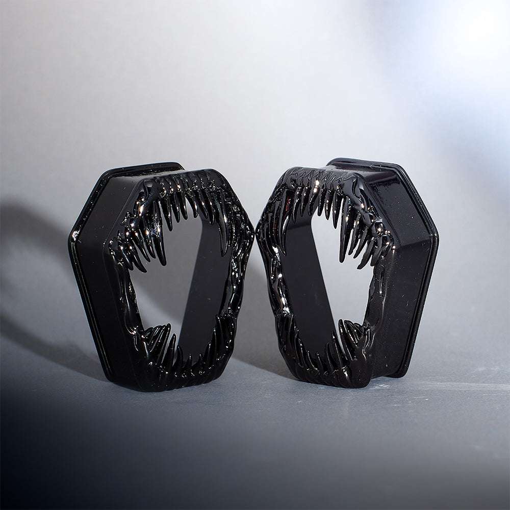 Tungsten Steel Coffin Fang Ear Gauge Tunnel (2Pcs)
