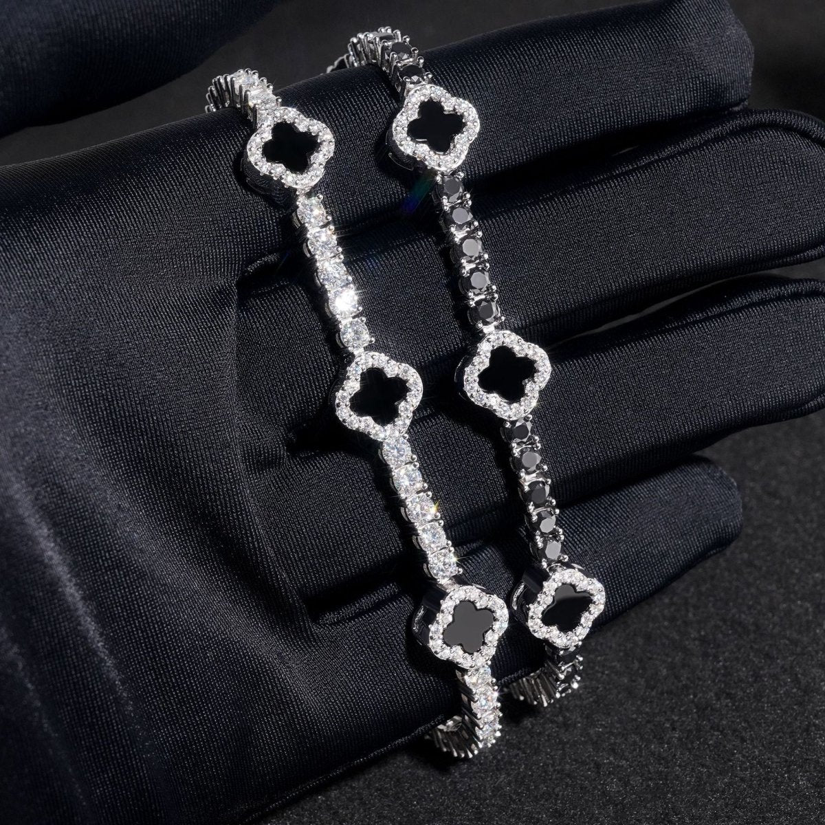 S925 Silver Moissanite Clover Bracelet - AKAK BODYJEWELRY - ear - tunnel