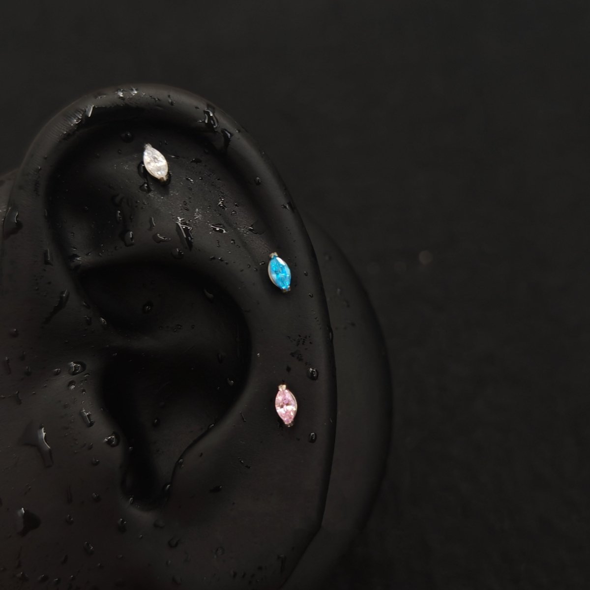 Titanium Single CZ Prong-Set Piercing Stud | 1PC – Blue / White / Pink | Ear Nose Body Jewelry - AKAK BODYJEWELRY-ear-tunnel